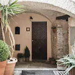Porta Fontevecchia Panoramica 斯佩洛