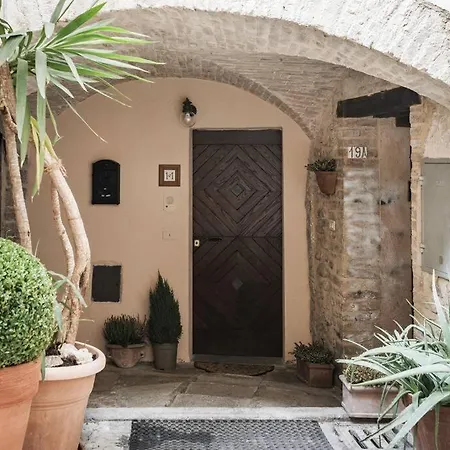 Porta Fontevecchia Panoramica Spello